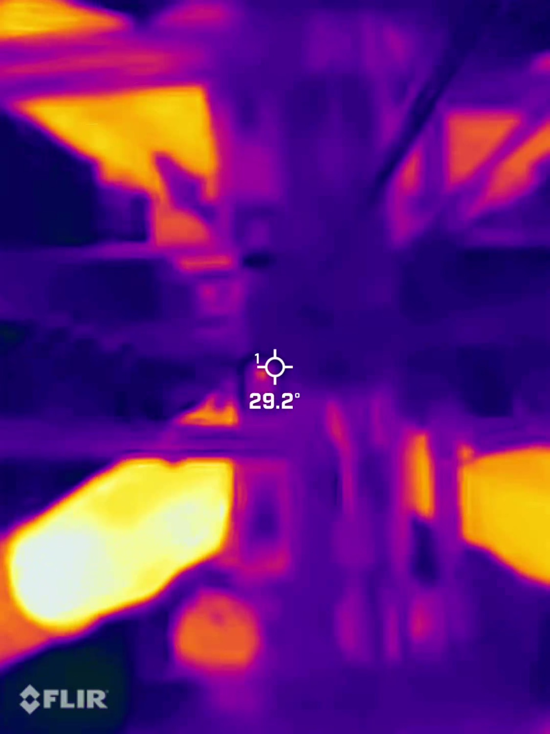 Thermal camera reading the body during the experiment